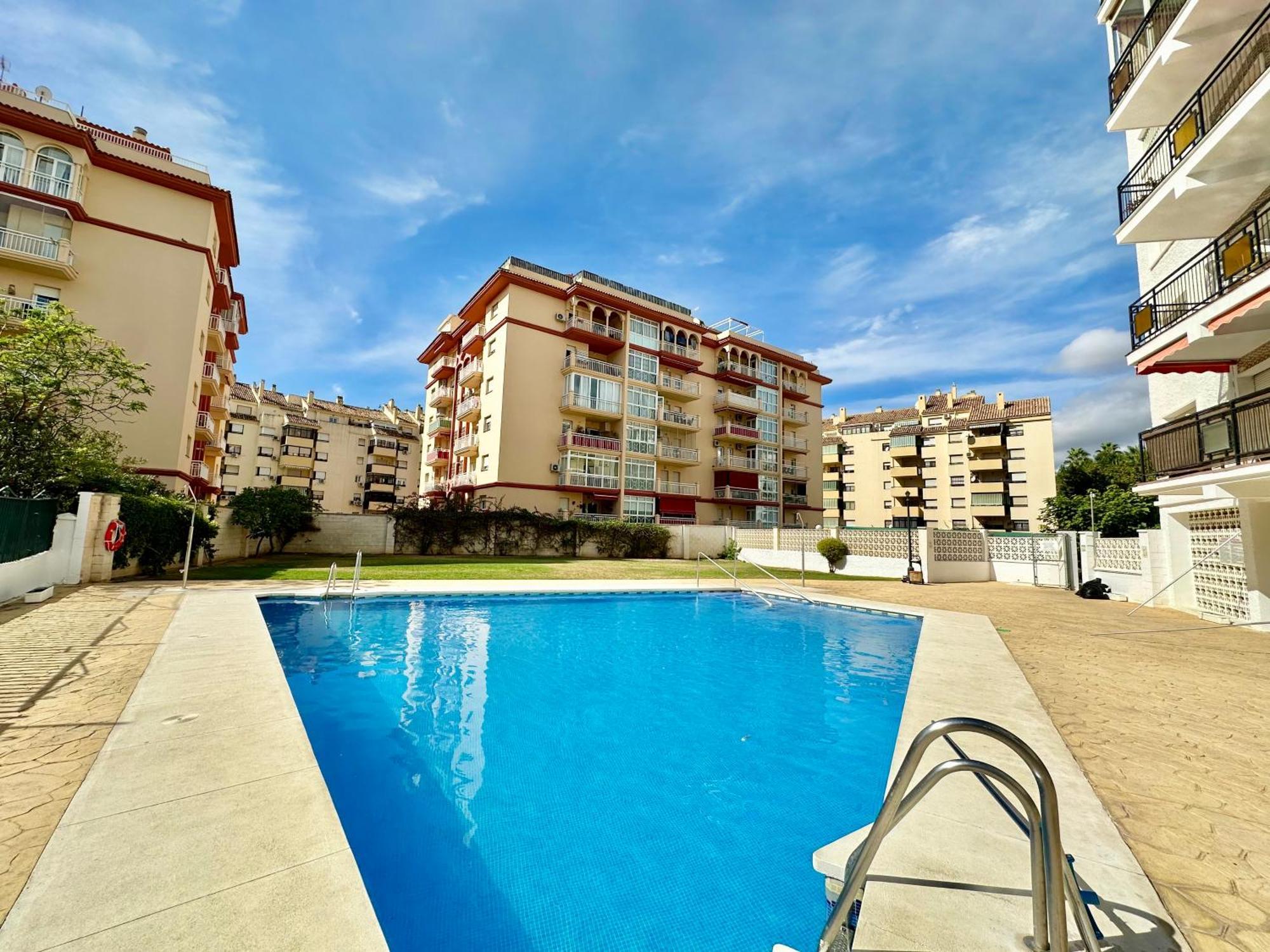 Fuengirola Los Boliches Malaga - Green Love Exterior photo